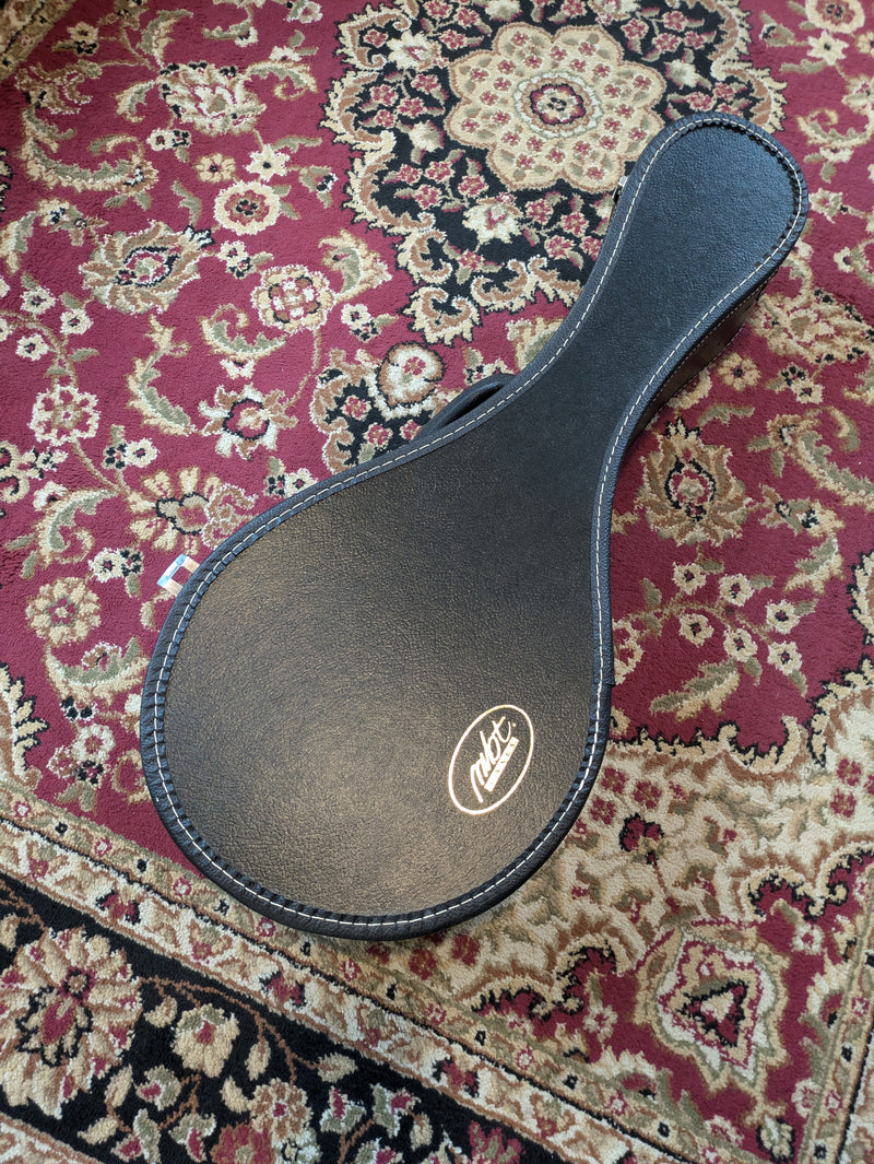 Johnson MA-100 Mandolin Sunburst w/Case