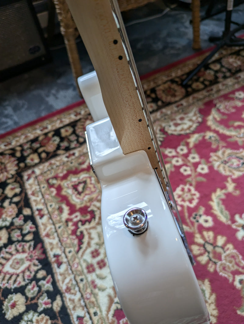 Squier Affinity Telecaster Electric Guitar Maple Fretboard 2020 White