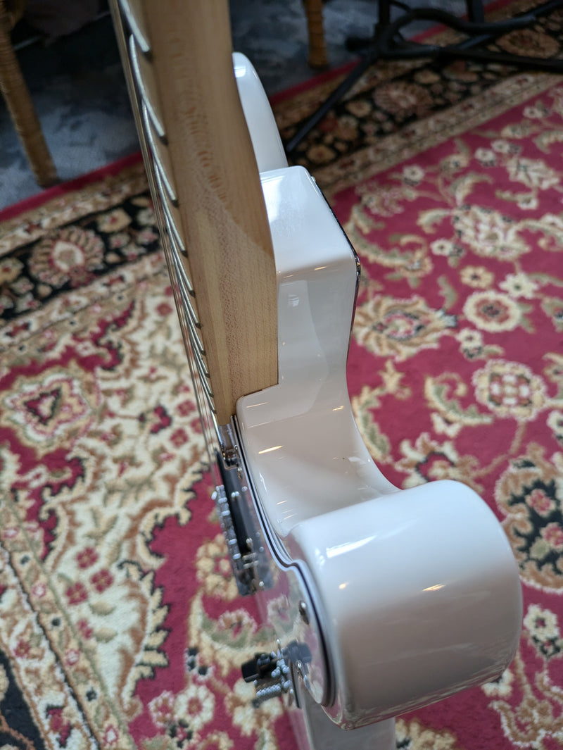Squier Affinity Telecaster Electric Guitar Maple Fretboard 2020 White