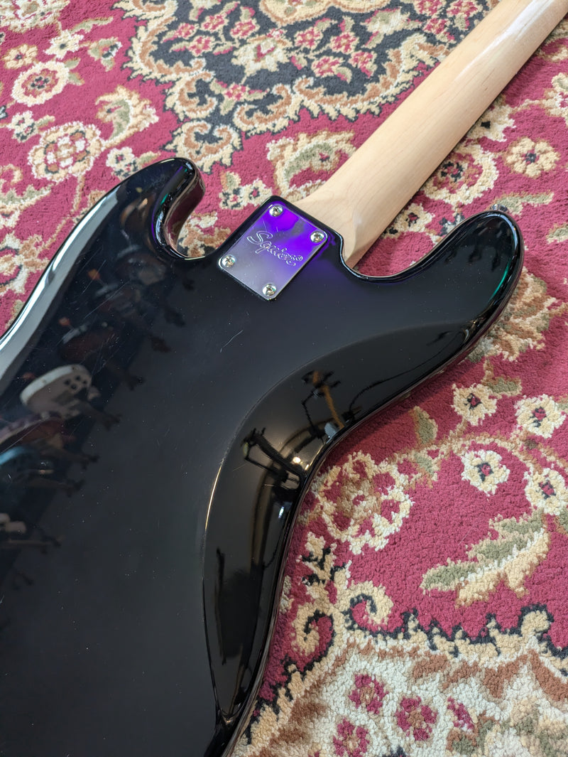 Squier Affinity Jazz Bass V 2020 Black *EMG Active Pickups*