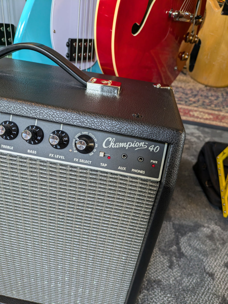 Fender Champion 40 2-Channel 40-Watt 1x12" Guitar Practice Amp 2021