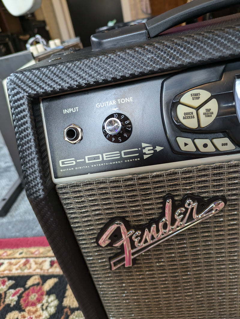 Fender G-DEC 3 Fifteen Guitar Digital Entertainment Center 15-Watt 1x8" Guitar Practice Amp 2010