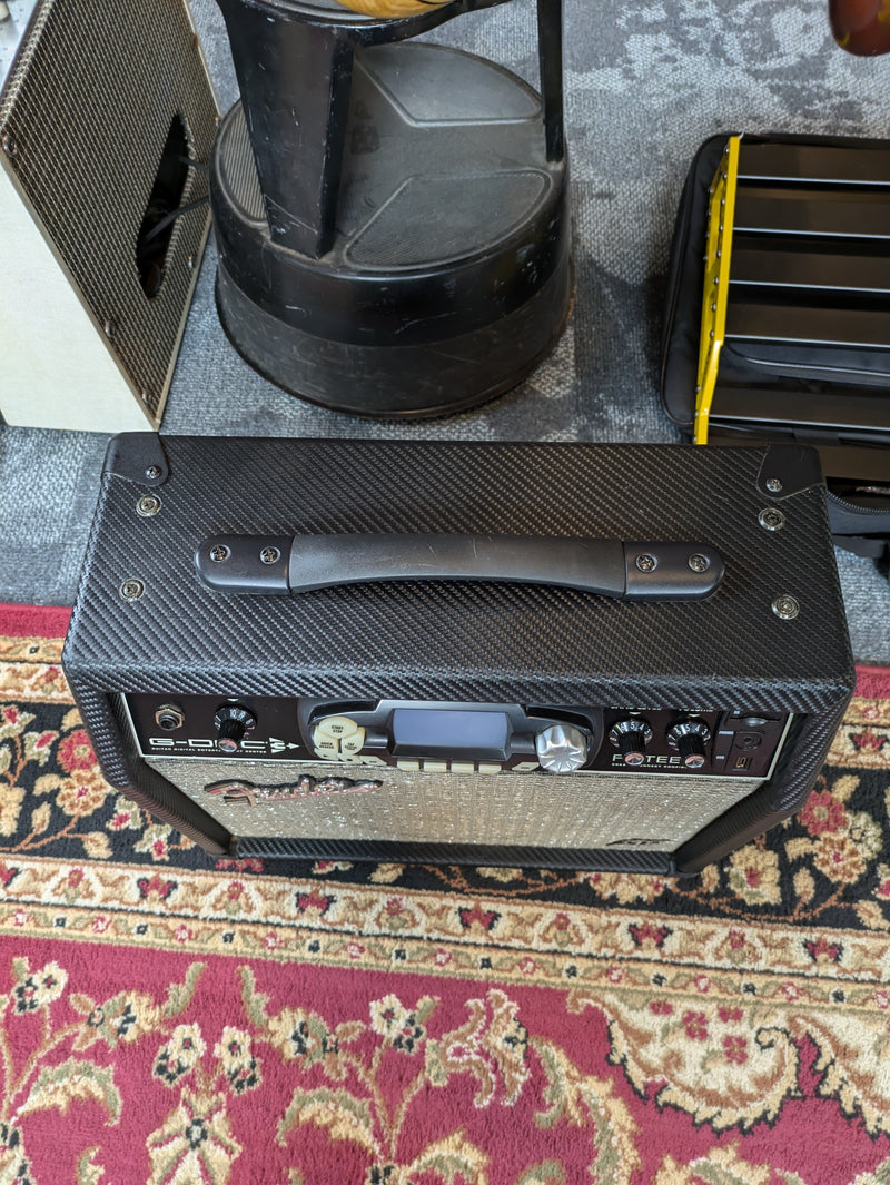 Fender G-DEC 3 Fifteen Guitar Digital Entertainment Center 15-Watt 1x8" Guitar Practice Amp 2010