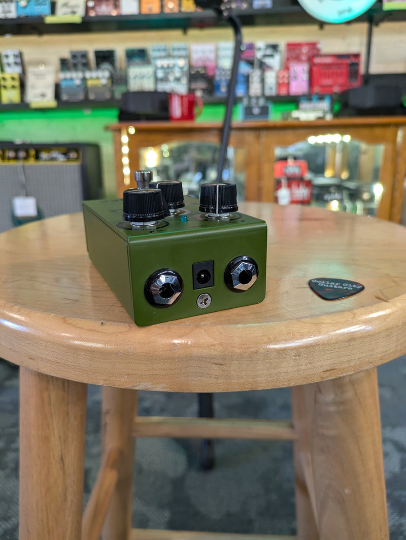 Way Huge WM42 Smalls Russian Pickle Fuzz MkIII Pedal