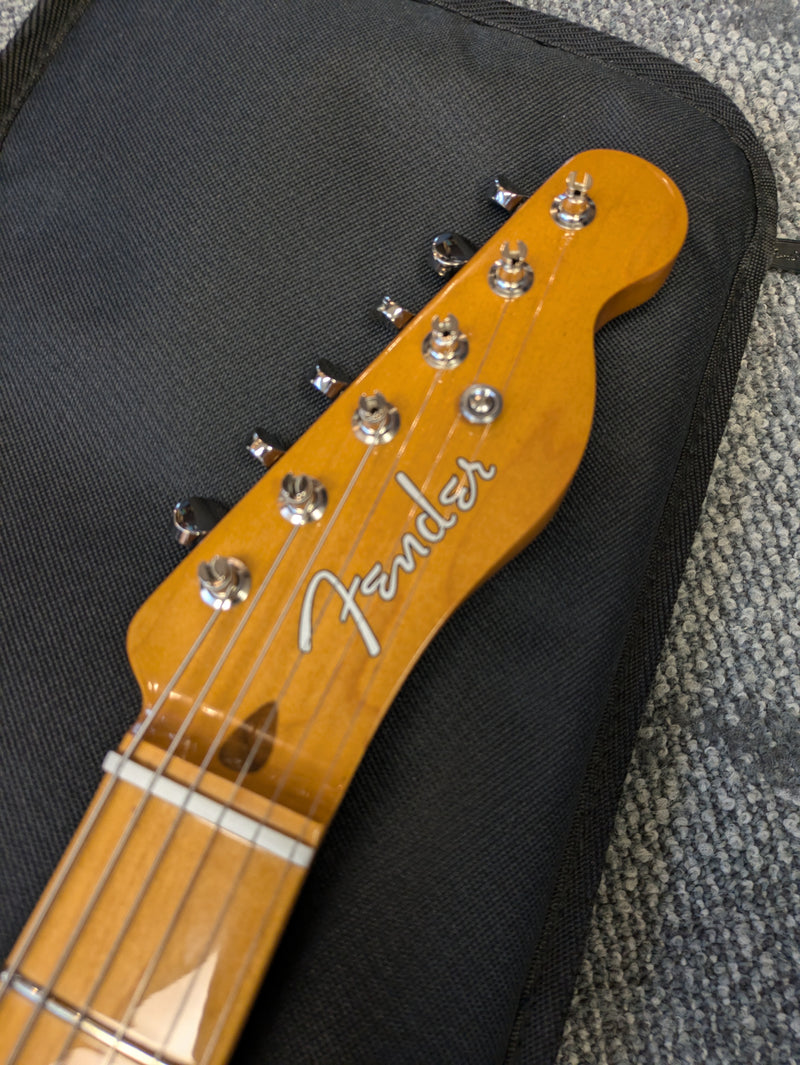 Fender Vintera II '50s Nocaster 2023 Butterscotch Blonde w/Fender Gig Bag