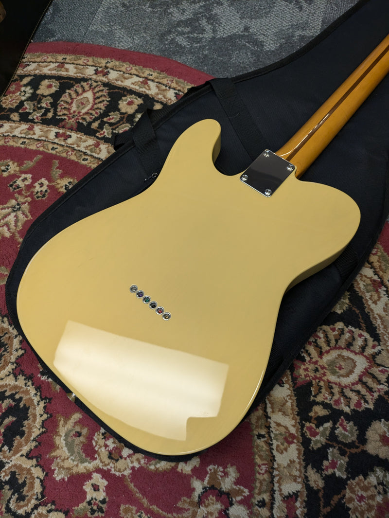 Fender Vintera II '50s Nocaster 2023 Butterscotch Blonde w/Fender Gig Bag