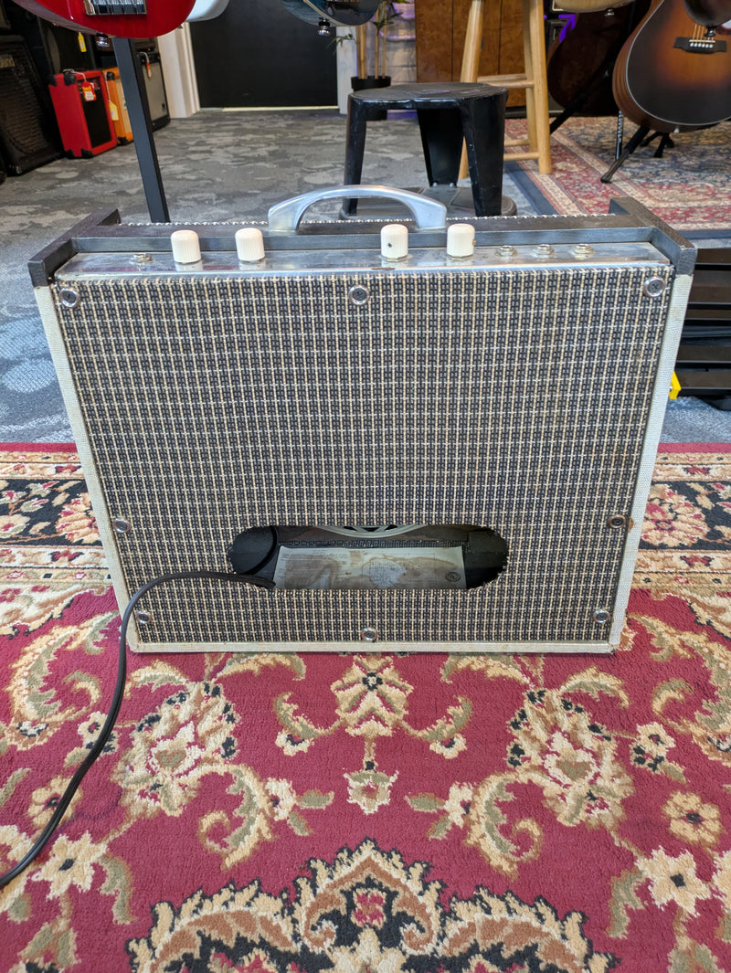 Kay 804-A Solid State Amplifier w/Tremolo 1960's