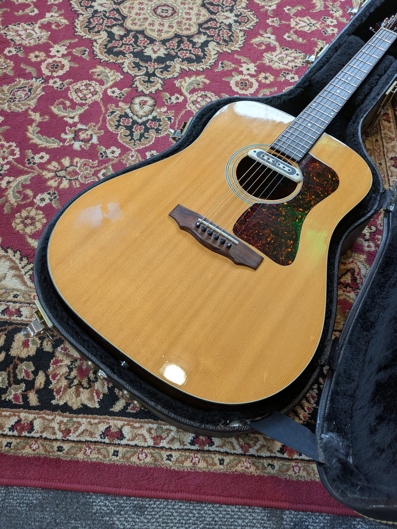 Guild D-25 Dreadnought Acoustic Guitar 1990 Natural w/Guild Case
