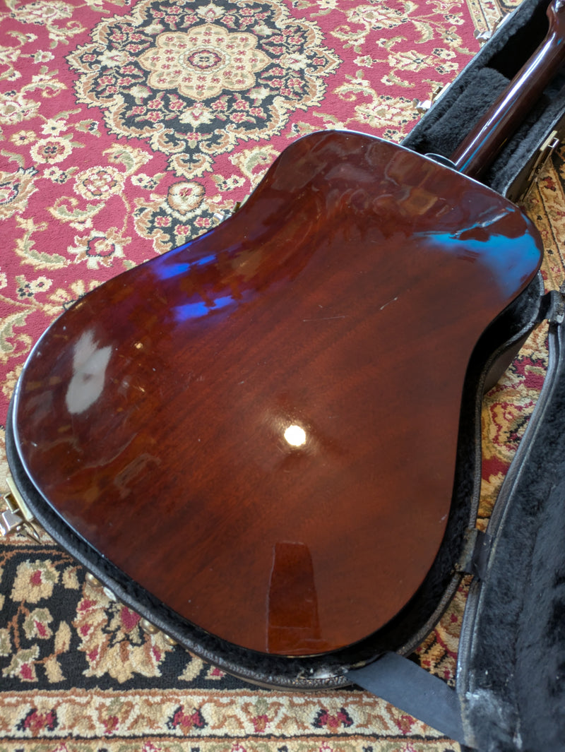 Guild D-25 Dreadnought Acoustic Guitar 1990 Natural w/Guild Case