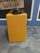 Fender Blues Junior 15-Watt 1x12" Tube Amp Lacquered Tweed w/Cover & Footswitch