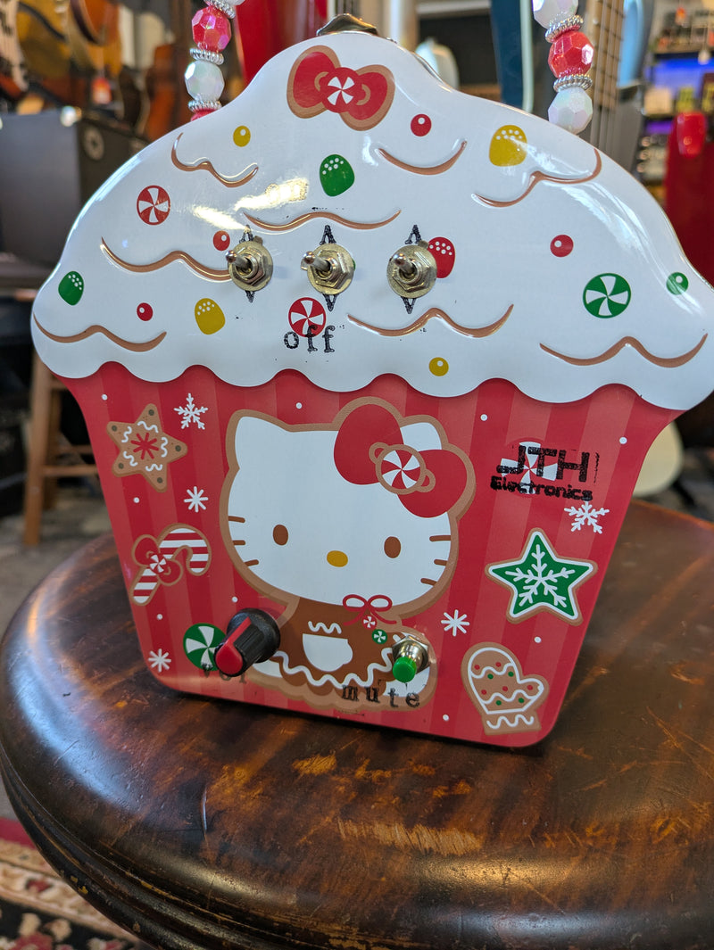 JTH Electronics 3-Pickup Piezo Noisebox "Hello Kitty Xmas Cupcake" Tin (7x8x3")