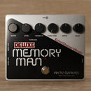 Electro-Harmonix Deluxe Memory Man - Analog Delay / Chorus / Vibrato