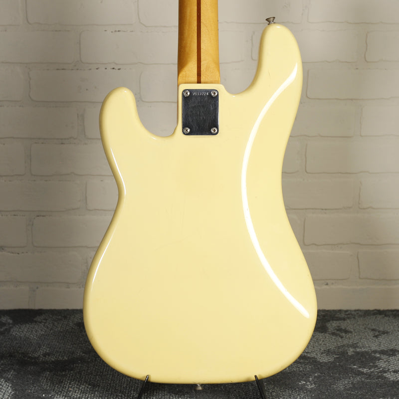 Fender '57 Reissue Precision Bass 1982 Vintage White w/Tweed Case