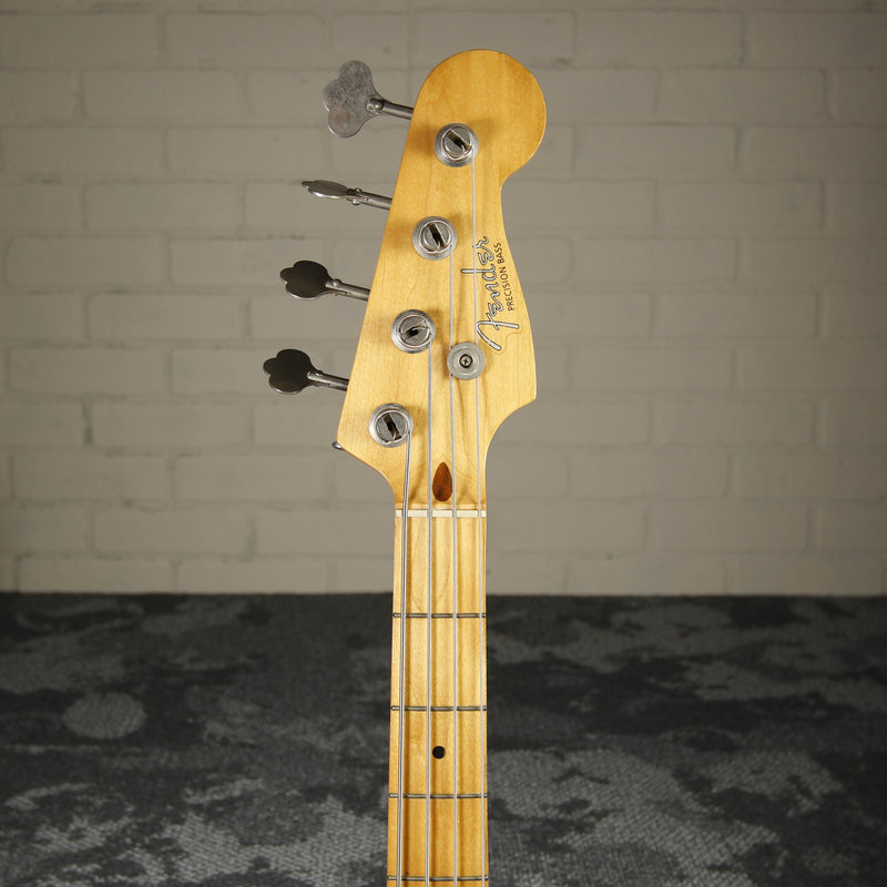 Fender '57 Reissue Precision Bass 1982 Vintage White w/Tweed Case