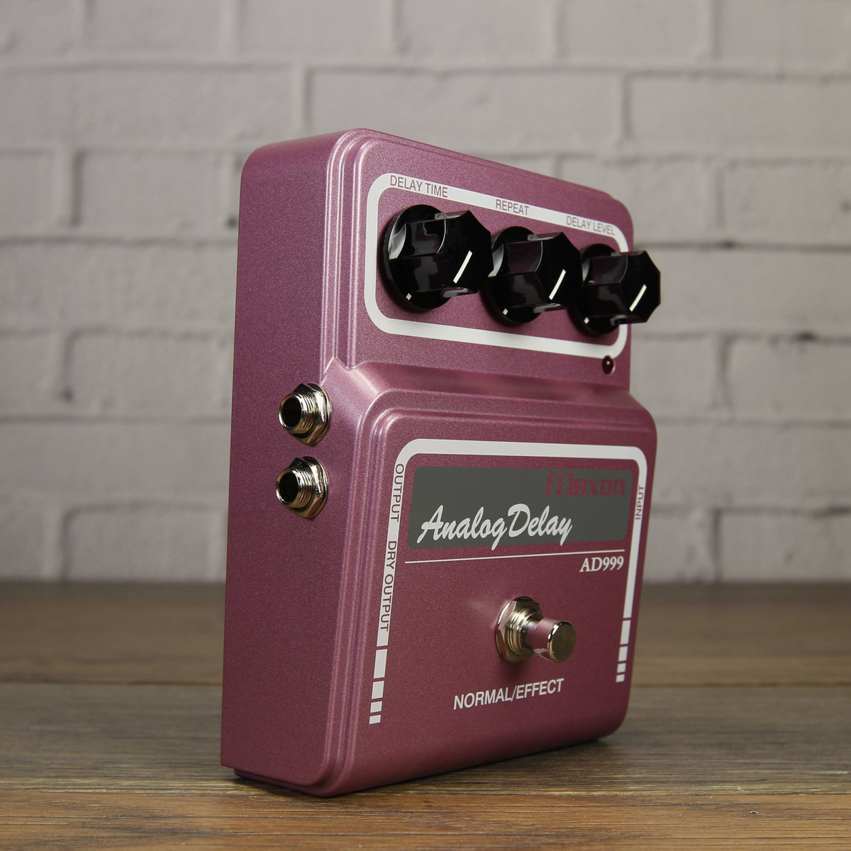 Maxon Vintage Series AD999 Analog Delay Pedal