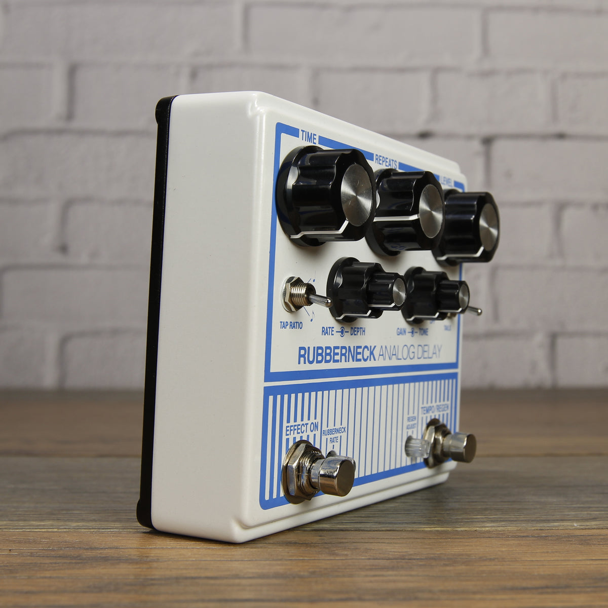 dod rubberneck analog delay pedal DOD Rubberneck Analog Delay Pedal