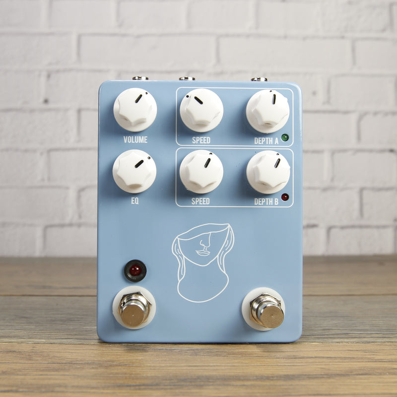 JHS Artificial Blonde Madison Cunningham Signature Stereo Vibrato Pedal
