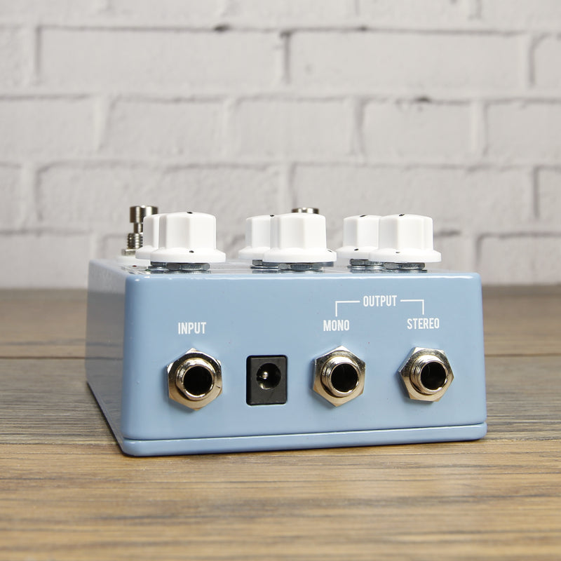 artificial blonde pedal JHS Artificial Blonde Madison Cunningham Signature Stereo Vibrato Peda