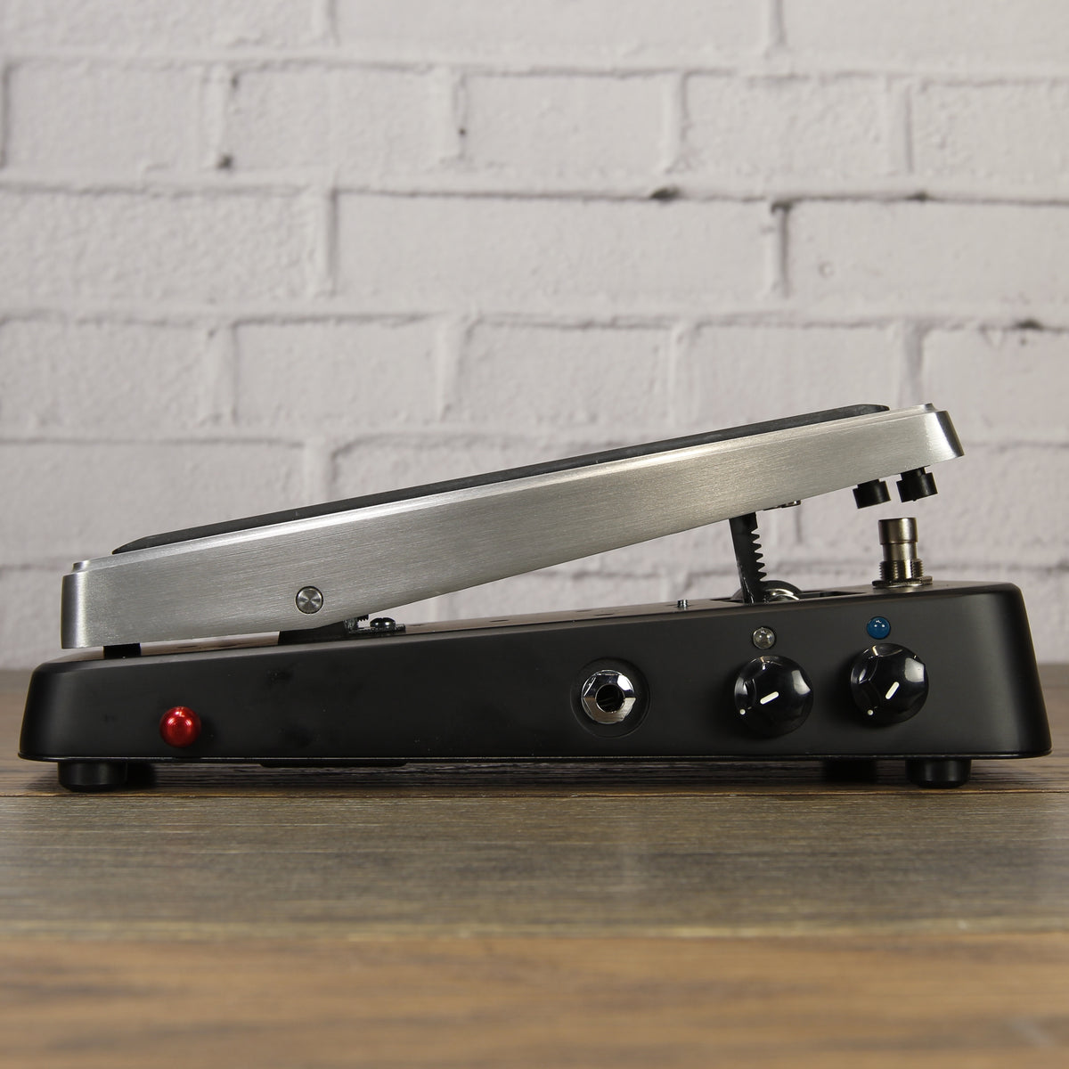dunlop wah pedal Dunlop GCB65 Custom Badass Cry Baby Dual-Inductor Wah Pedal