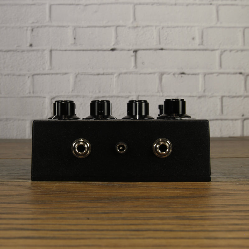 Ashpond Amplification Desolator Distortion Pedal *Demo Video*