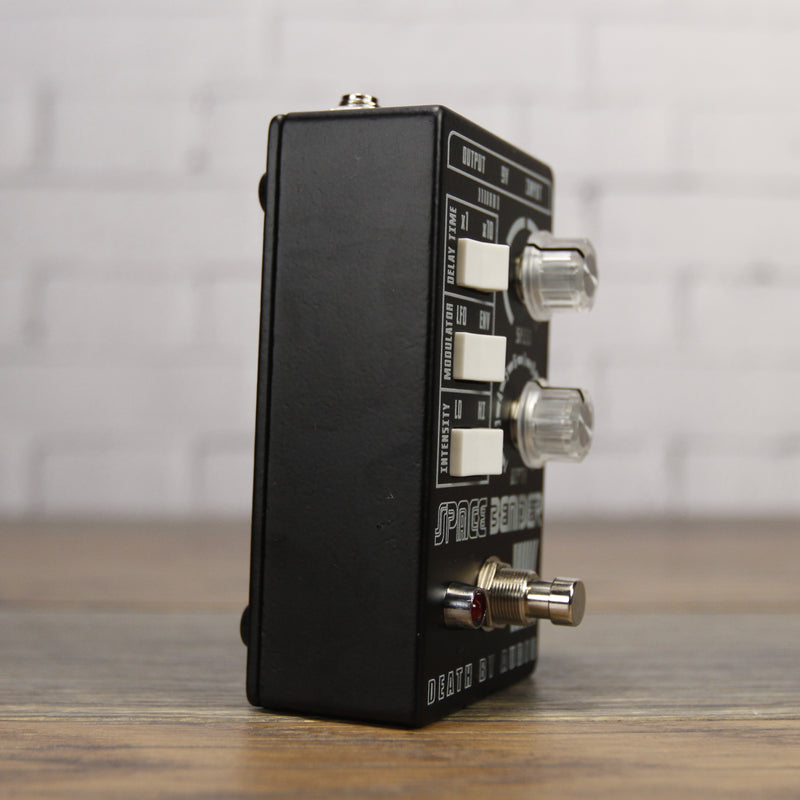 space delay pedal Death By Audio Space Bender Delay Pedal