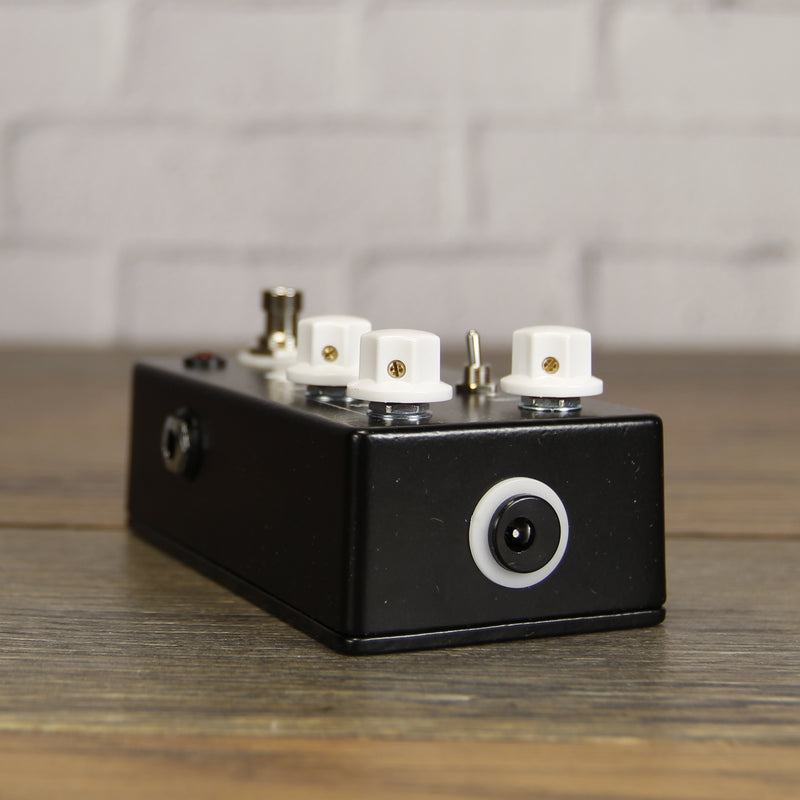 haunting mids pedal JHS Haunting Mids EQ & Mid-Boost Pedal w/Free Shipping