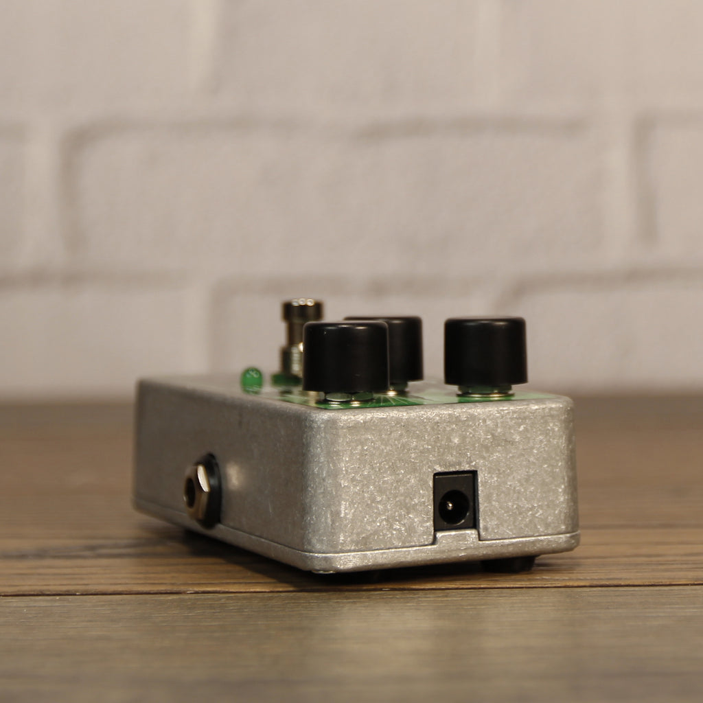 east river drive pedal Electro-Harmonix East River Drive Overdrive Pedal